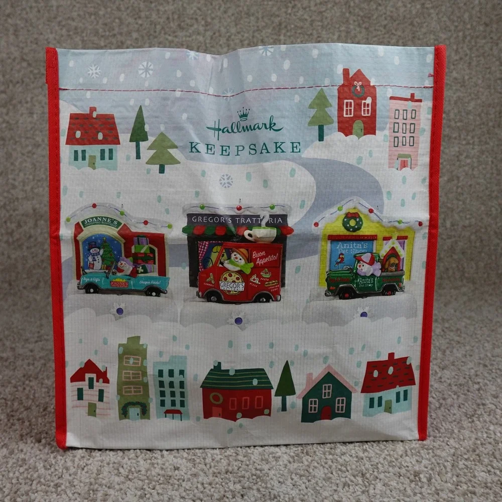 Hallmark Keepsake Reusable Shopping Bag Christmas Winter Village So Much Merry